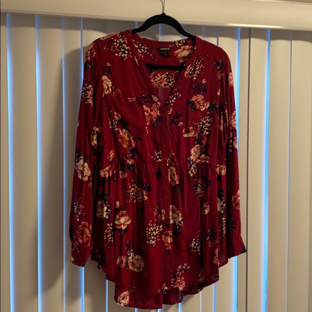 Fuscia floral tunic